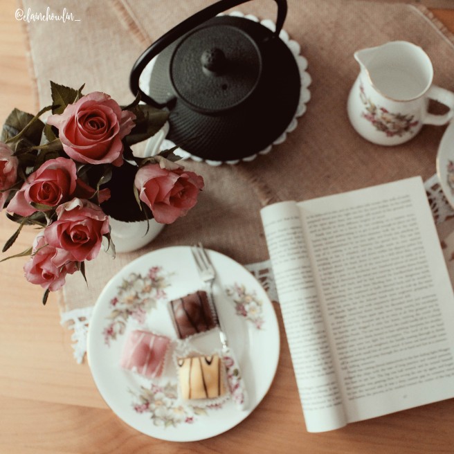 Roses fondant fancies tea pot book Elaine Howlin Bookstagram